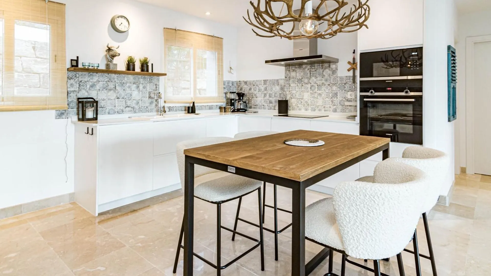 Paraiso Pueblo B52 Estepona Apartment